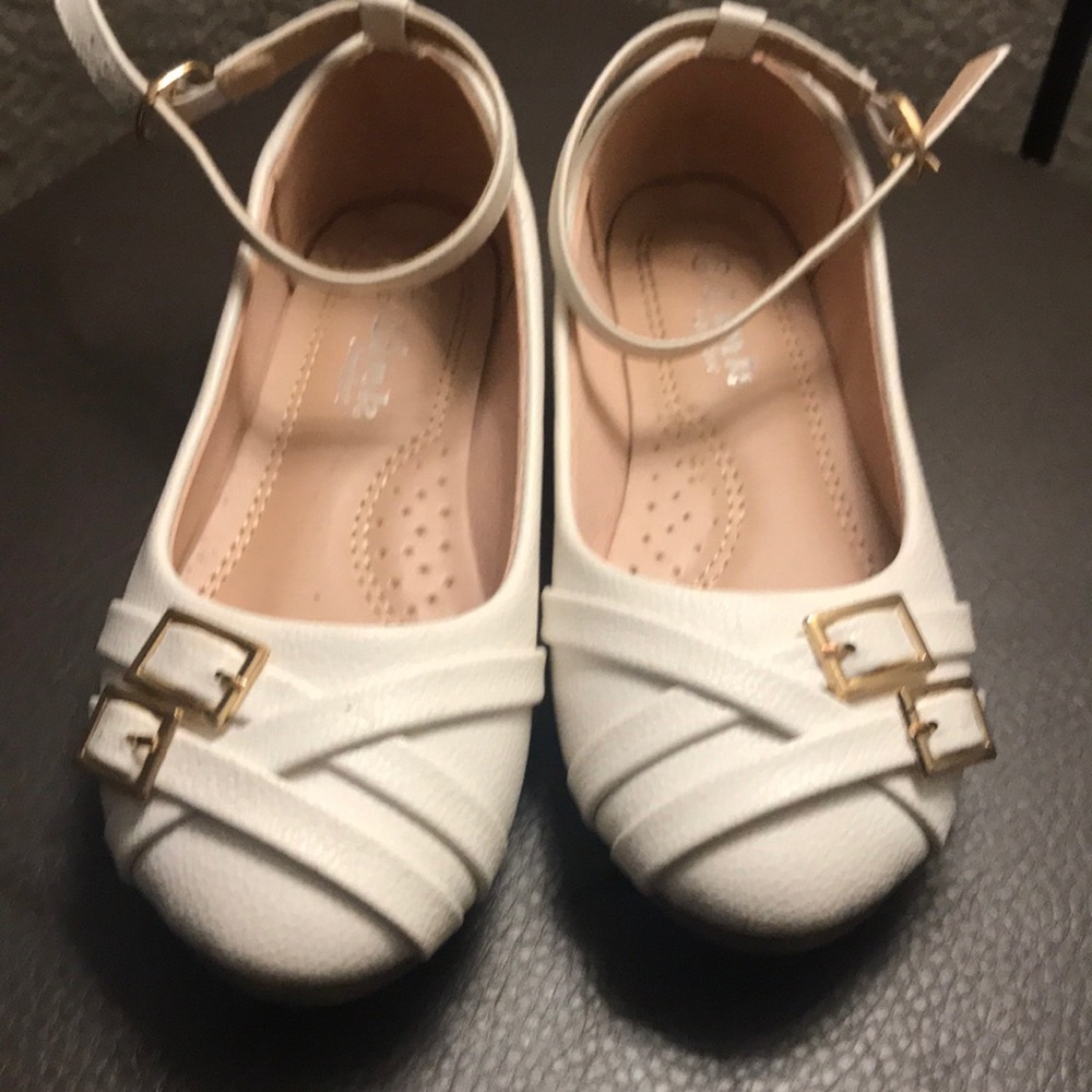 Dress shoes